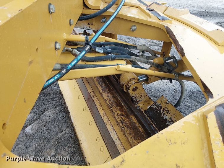 image for item ES8934 2021 Caterpillar 150 motor grader