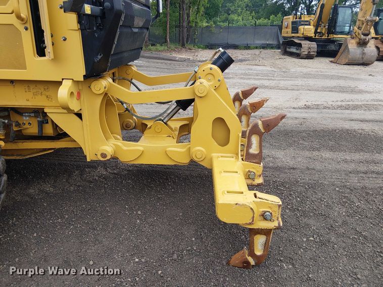 image for item ES8934 2021 Caterpillar 150 motor grader