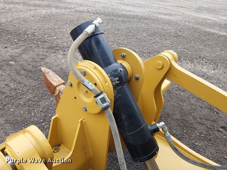 image for item ES8934 2021 Caterpillar 150 motor grader