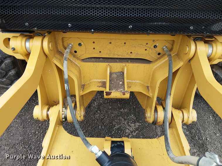 image for item ES8934 2021 Caterpillar 150 motor grader