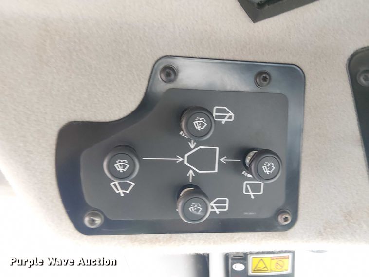 image for item ES8934 2021 Caterpillar 150 motor grader