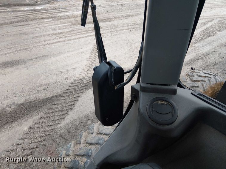 image for item ES8934 2021 Caterpillar 150 motor grader