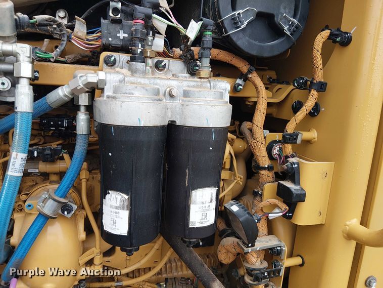 image for item ES8934 2021 Caterpillar 150 motor grader