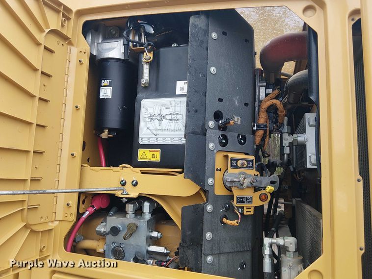 image for item ES8934 2021 Caterpillar 150 motor grader