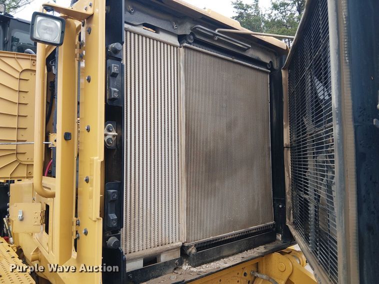 image for item ES8934 2021 Caterpillar 150 motor grader