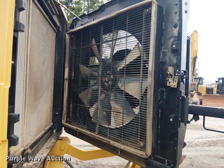 image for item ES8934 2021 Caterpillar 150 motor grader