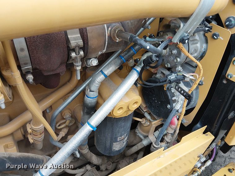 image for item ES8934 2021 Caterpillar 150 motor grader