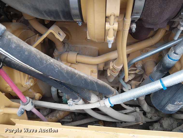 image for item ES8934 2021 Caterpillar 150 motor grader