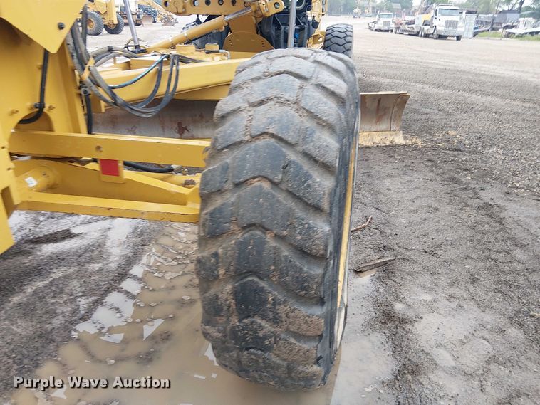 image for item ES8934 2021 Caterpillar 150 motor grader