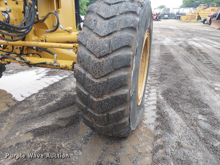 image for item ES8934 2021 Caterpillar 150 motor grader