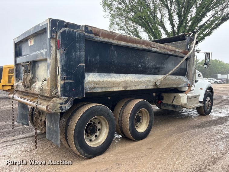 image for item ES8935 2020 Peterbilt 348 dump truck