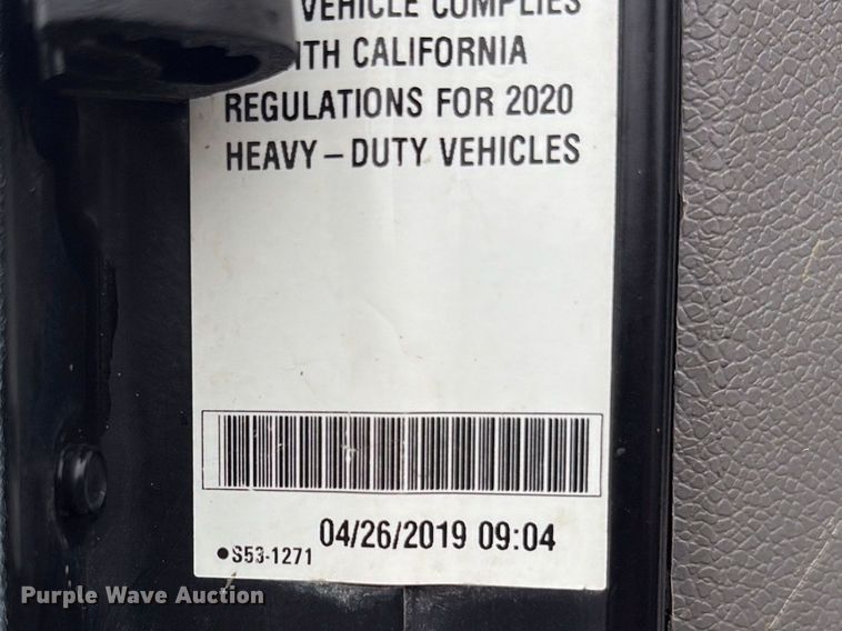image for item ES8935 2020 Peterbilt 348 dump truck