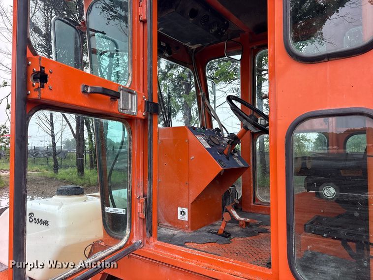 image for item ES8936 2016 Broce CR350 broom