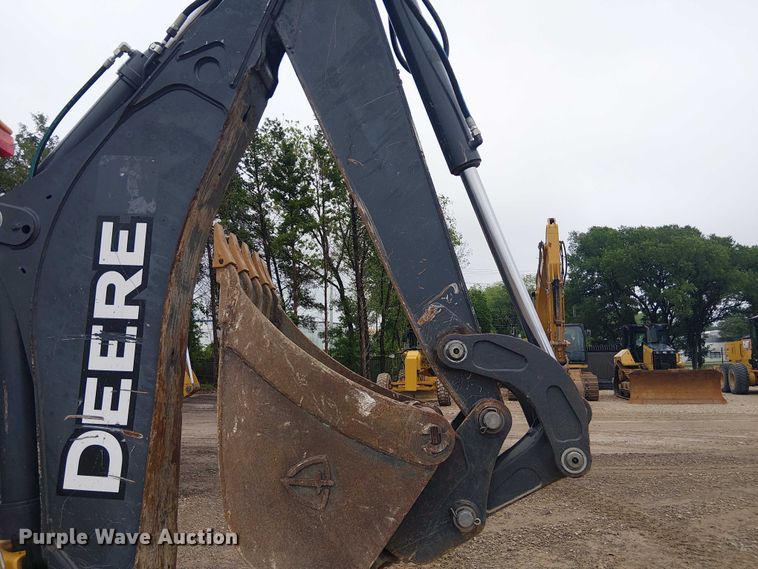 image for item ES8937 2018 John Deere 310SL backhoe