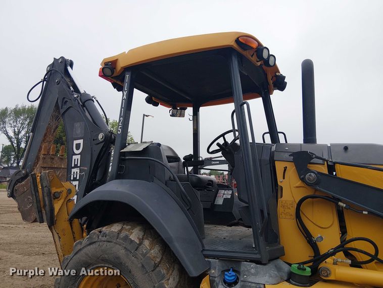 image for item ES8937 2018 John Deere 310SL backhoe