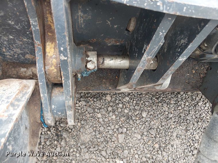 image for item ES8937 2018 John Deere 310SL backhoe