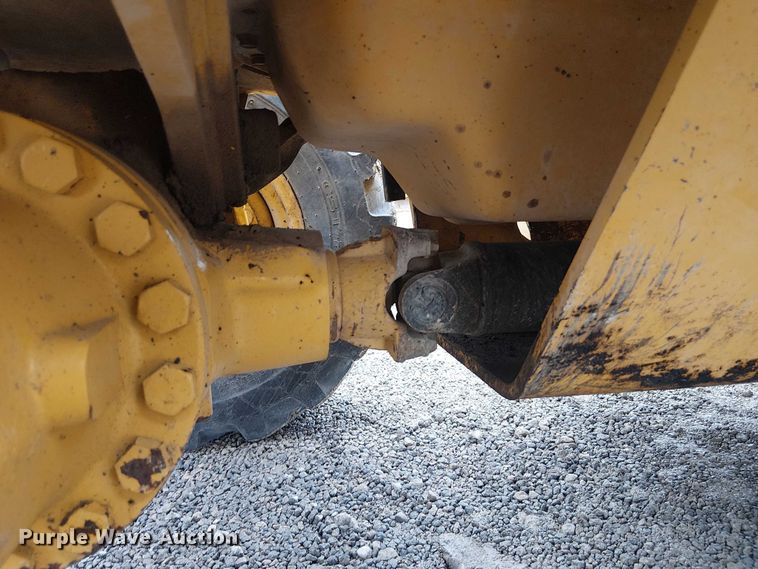 image for item ES8937 2018 John Deere 310SL backhoe