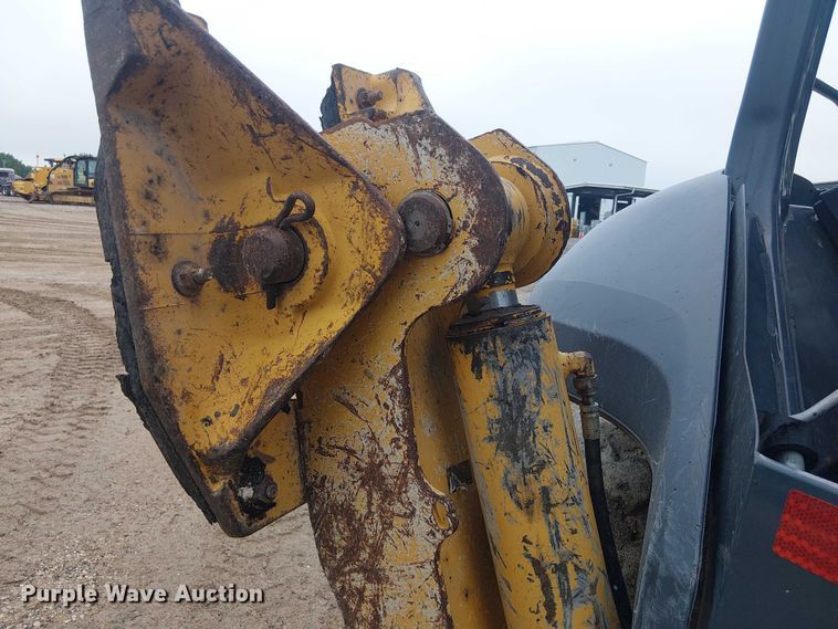 image for item ES8937 2018 John Deere 310SL backhoe