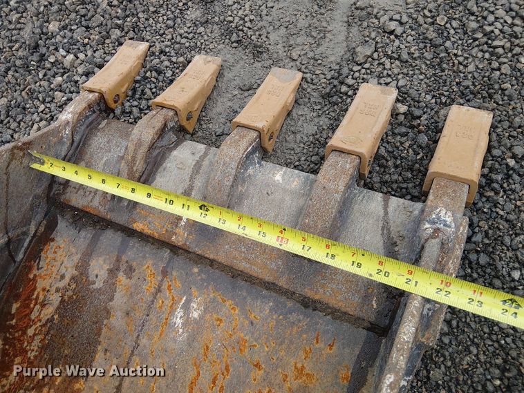 image for item ES8937 2018 John Deere 310SL backhoe