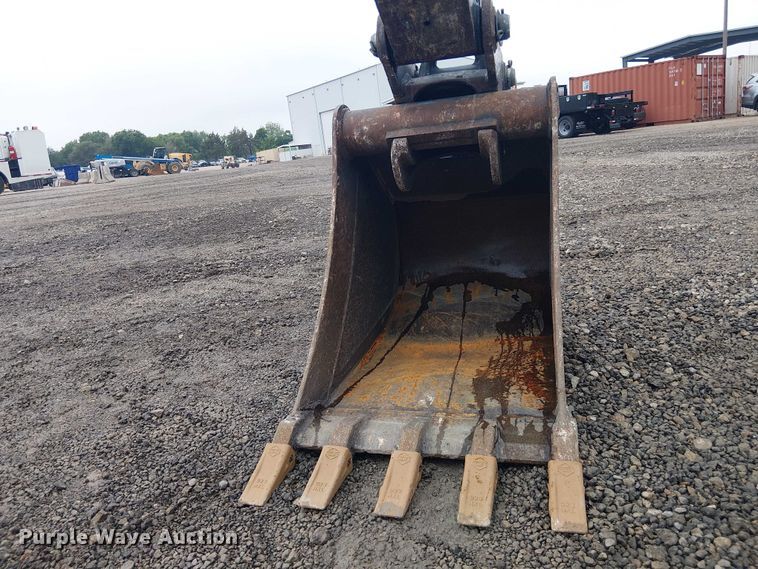 image for item ES8937 2018 John Deere 310SL backhoe