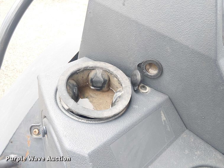 image for item ES8937 2018 John Deere 310SL backhoe