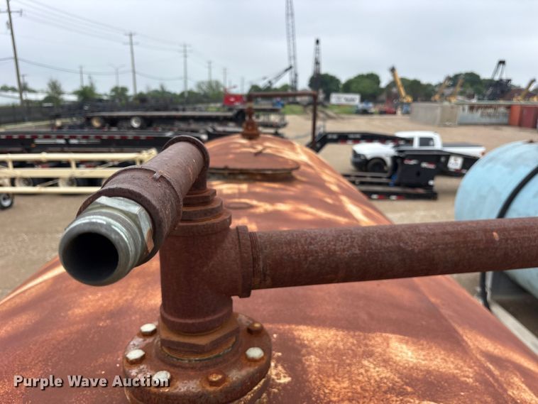 image for item ES8939 10,000 gallon steel tank