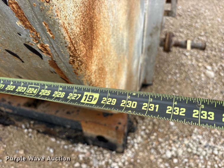 image for item ES8939 10,000 gallon steel tank