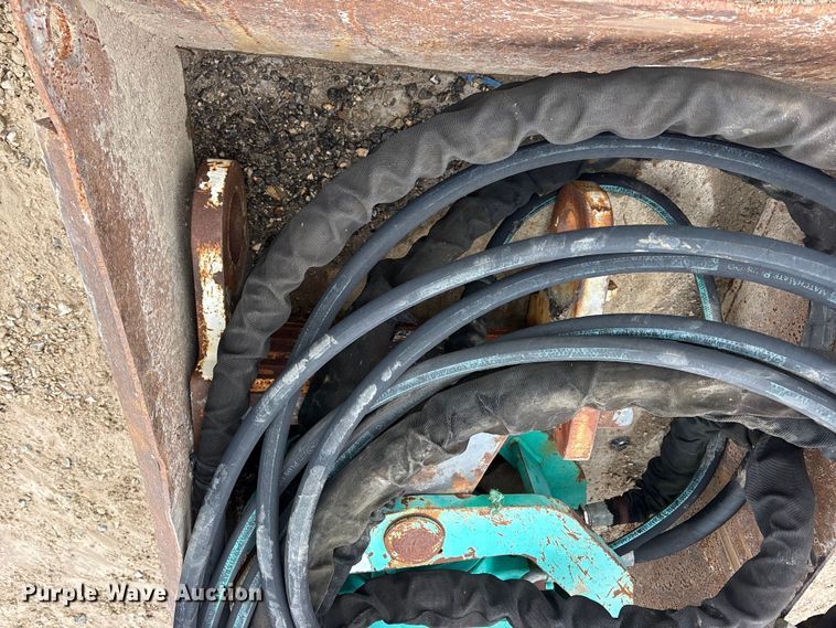 image for item ES8943 2007 ABI BA-2100C pile driver