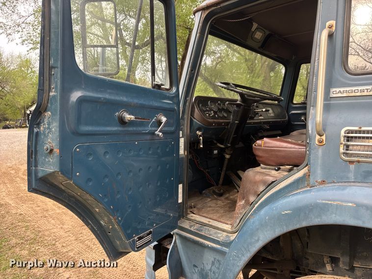 image for item ET1932 1980 International Cargostar 1850 B truck cab and chassis with tree spade