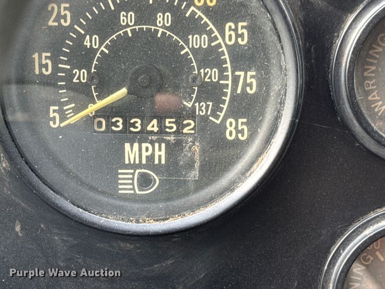 image for item ET1932 1980 International Cargostar 1850 B truck cab and chassis with tree spade