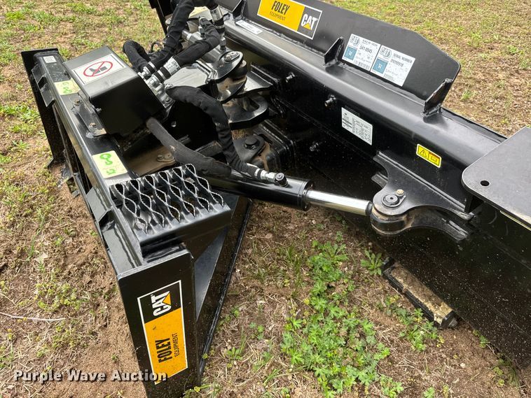 image for item ET1933 Caterpillar Blade AR-Dozer skid steer dozer blade
