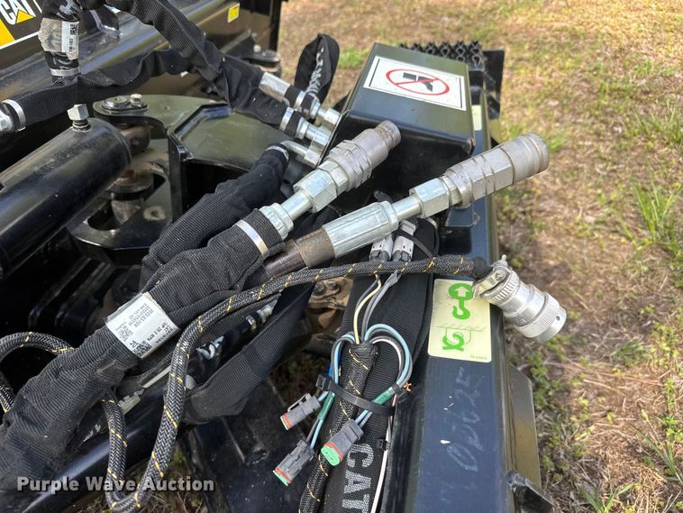 image for item ET1933 Caterpillar Blade AR-Dozer skid steer dozer blade