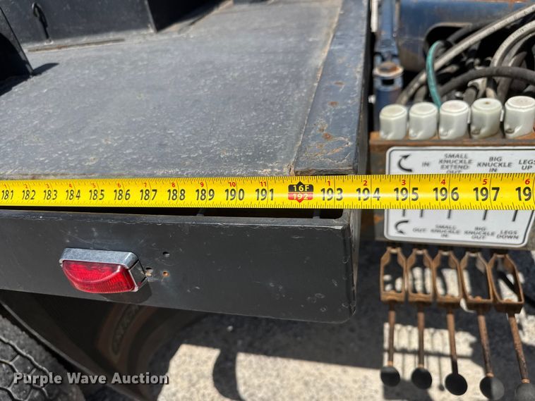 image for item ET1941 1996 Freightliner FLD 112 crane truck