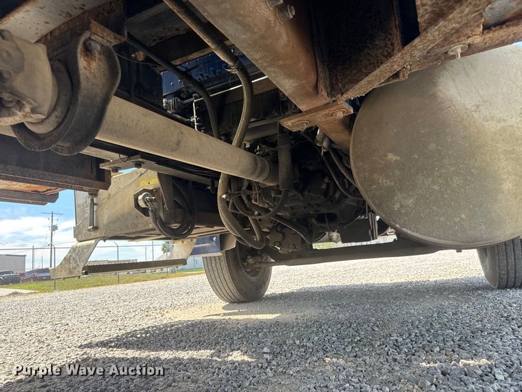 image for item ET1941 1996 Freightliner FLD 112 crane truck