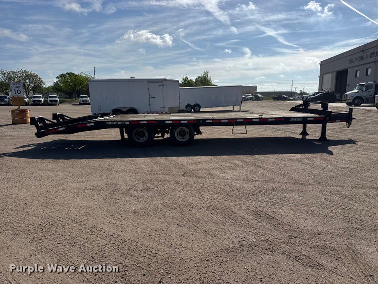 image for item ET1968 2005 Redi Haul equipment trailer