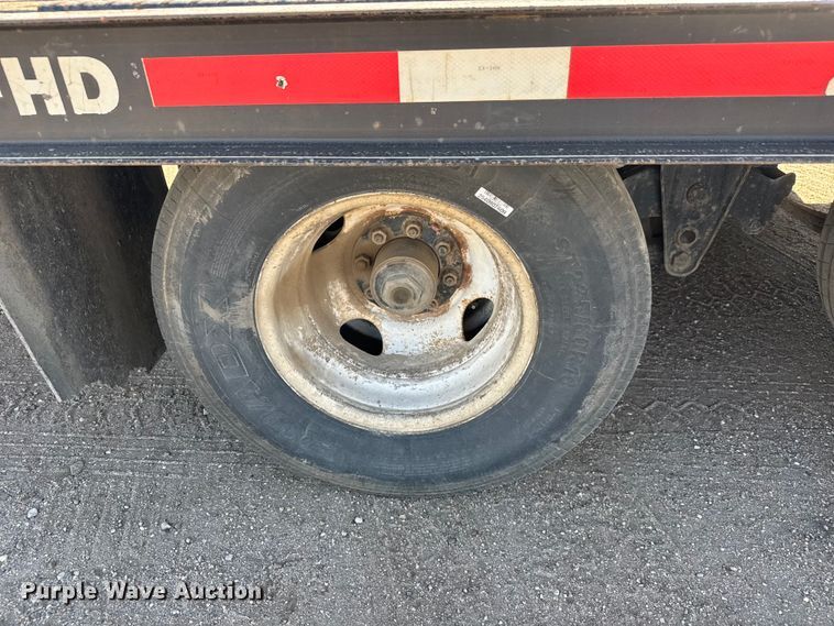 image for item ET1968 2005 Redi Haul equipment trailer