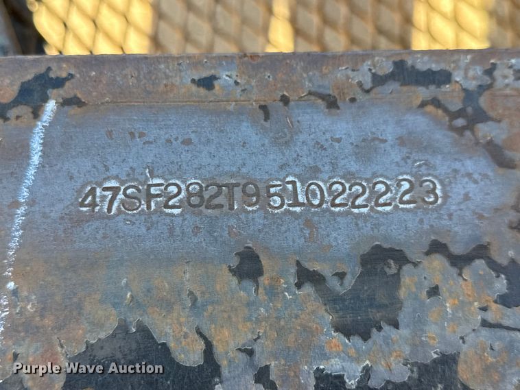 image for item ET1968 2005 Redi Haul equipment trailer