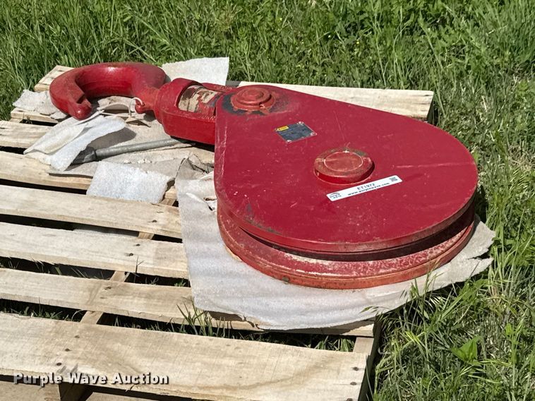 image for item ET1972 Johnson Blocks SB 30S 20B H crane block