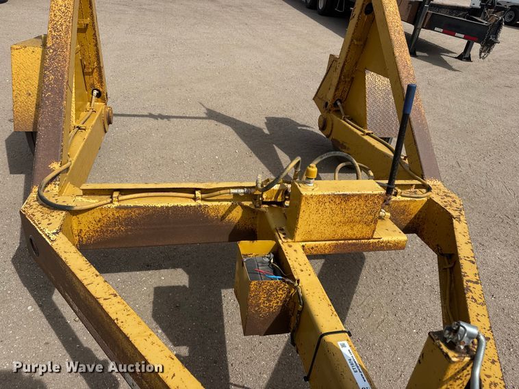 image for item ET1974 2000 Redi Haul RH4110RTE-102T reel trailer
