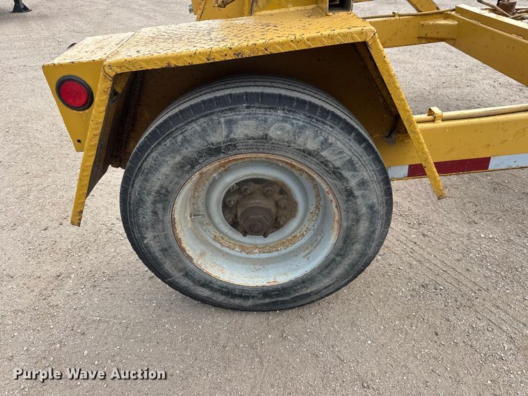 image for item ET1974 2000 Redi Haul RH4110RTE-102T reel trailer