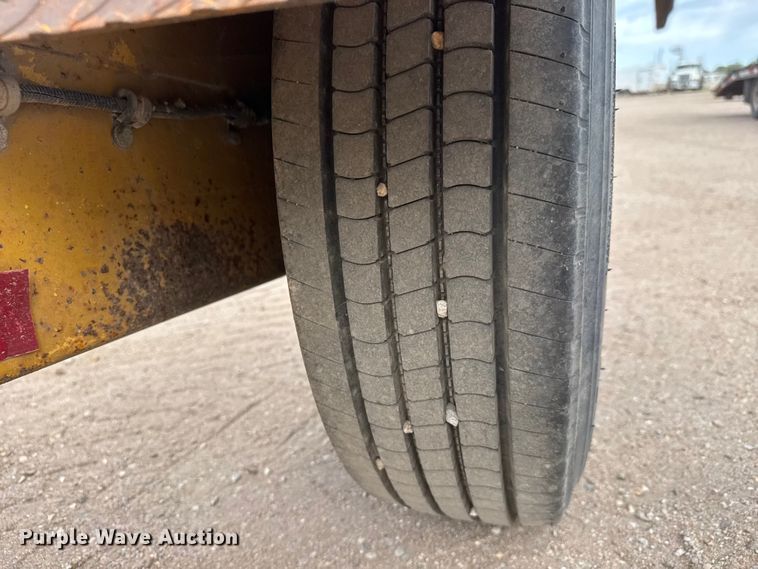 image for item ET1974 2000 Redi Haul RH4110RTE-102T reel trailer