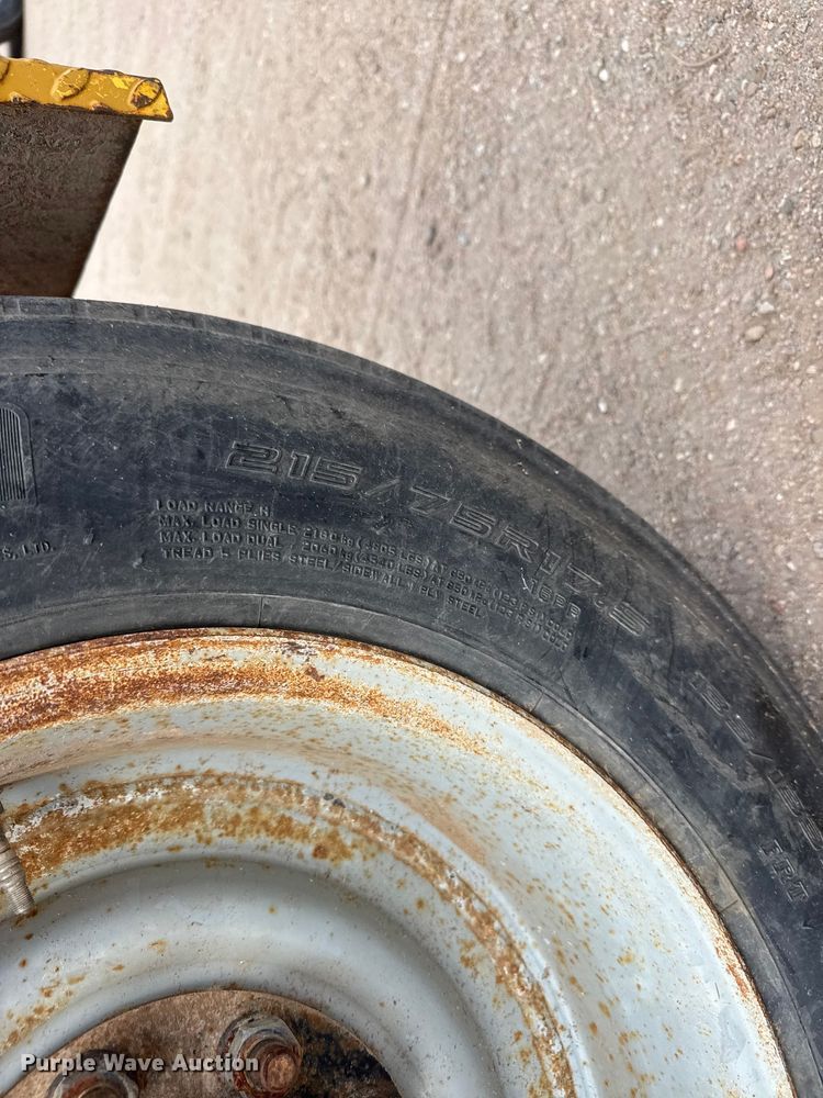 image for item ET1974 2000 Redi Haul RH4110RTE-102T reel trailer
