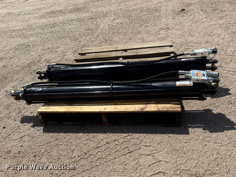 image for item ET1975 (2) Chief TCU2 hydraulic cylinders