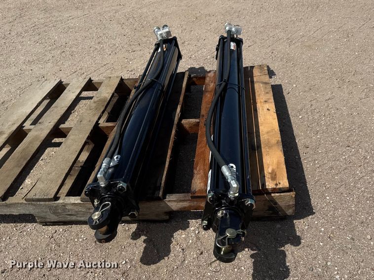 image for item ET1975 (2) Chief TCU2 hydraulic cylinders