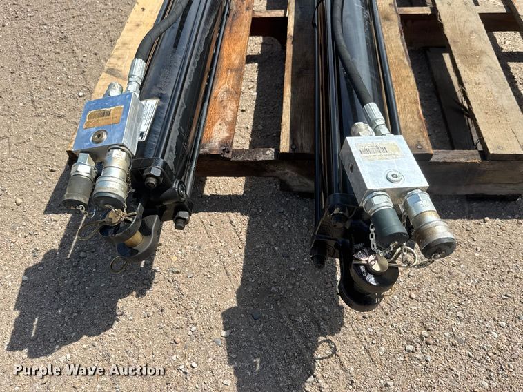 image for item ET1975 (2) Chief TCU2 hydraulic cylinders