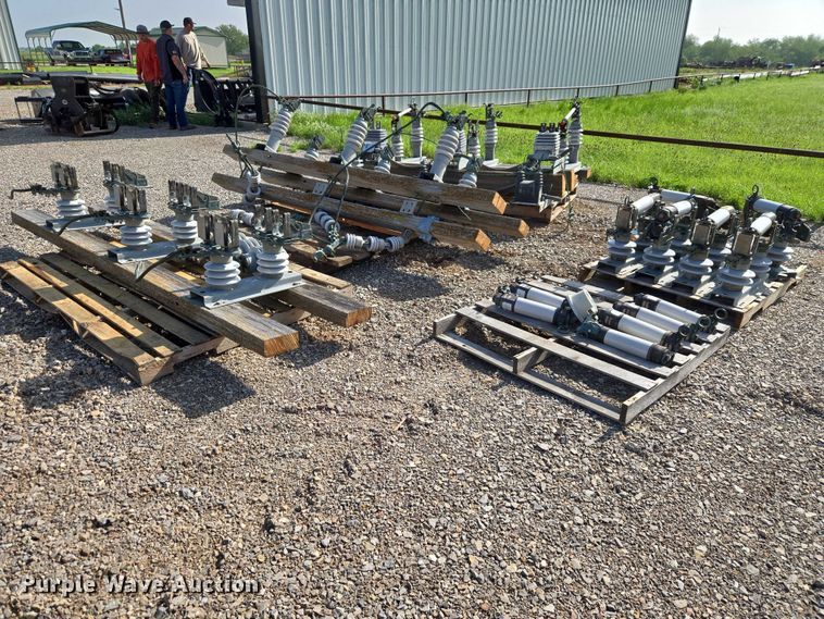 image for item ET5044 Substation expulsion fuses