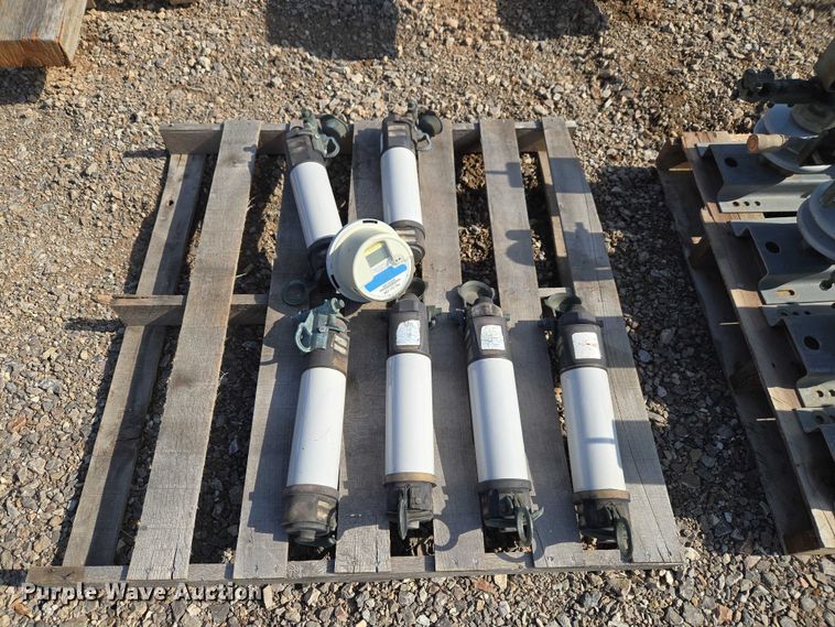 image for item ET5044 Substation expulsion fuses