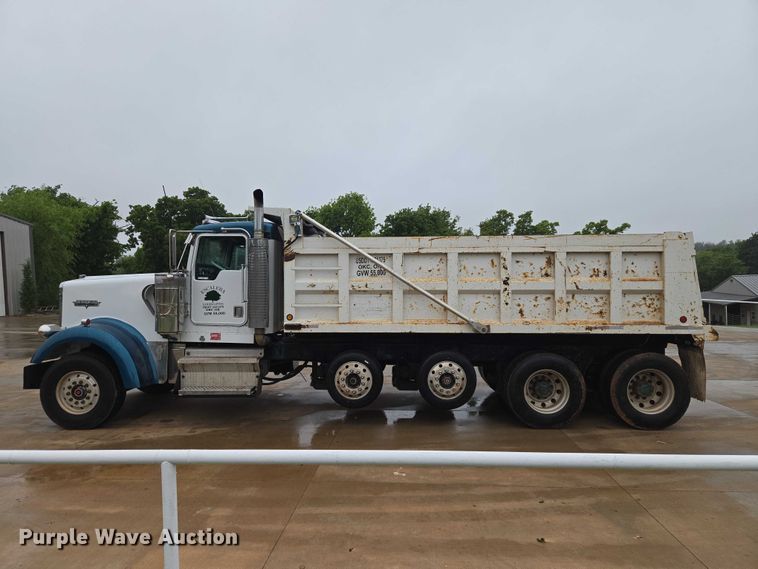 image for item ET5057 2025 Kenworth W9 Series dump truck