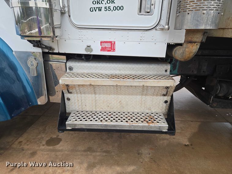 image for item ET5057 2025 Kenworth W9 Series dump truck