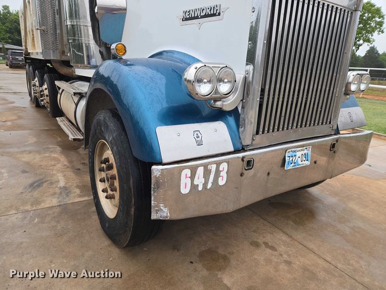 image for item ET5057 2025 Kenworth W9 Series dump truck